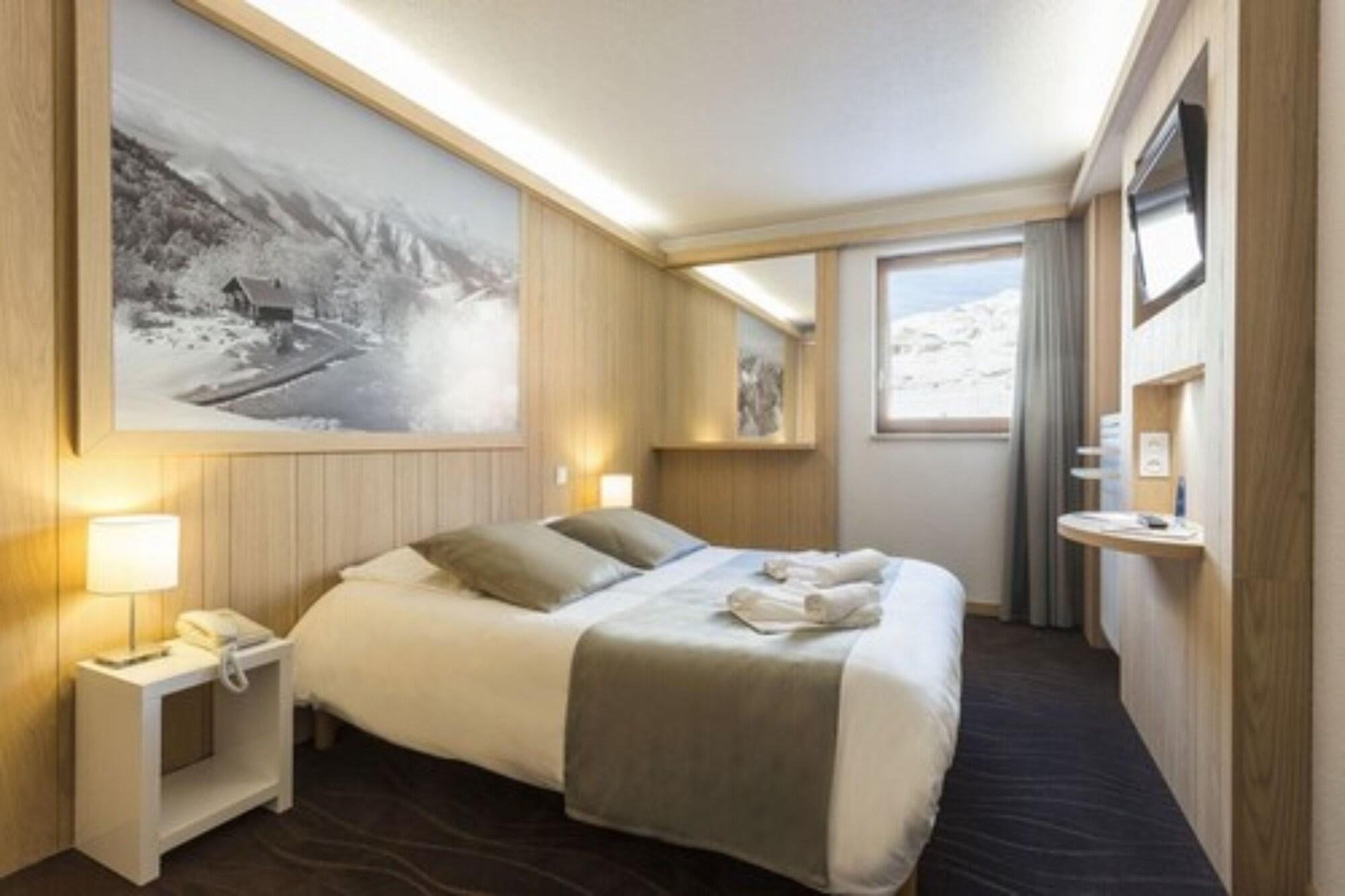 Hotel Club Mmv Les Bergers **** Alpe d'Huez Bagian luar foto