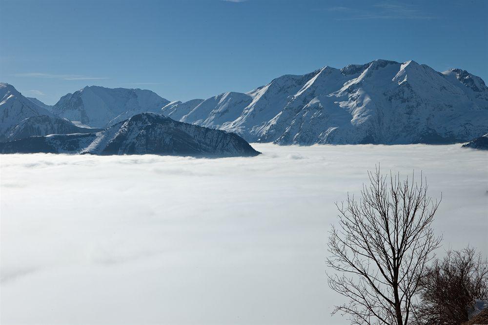 Hotel Club Mmv Les Bergers **** Alpe d'Huez Bagian luar foto
