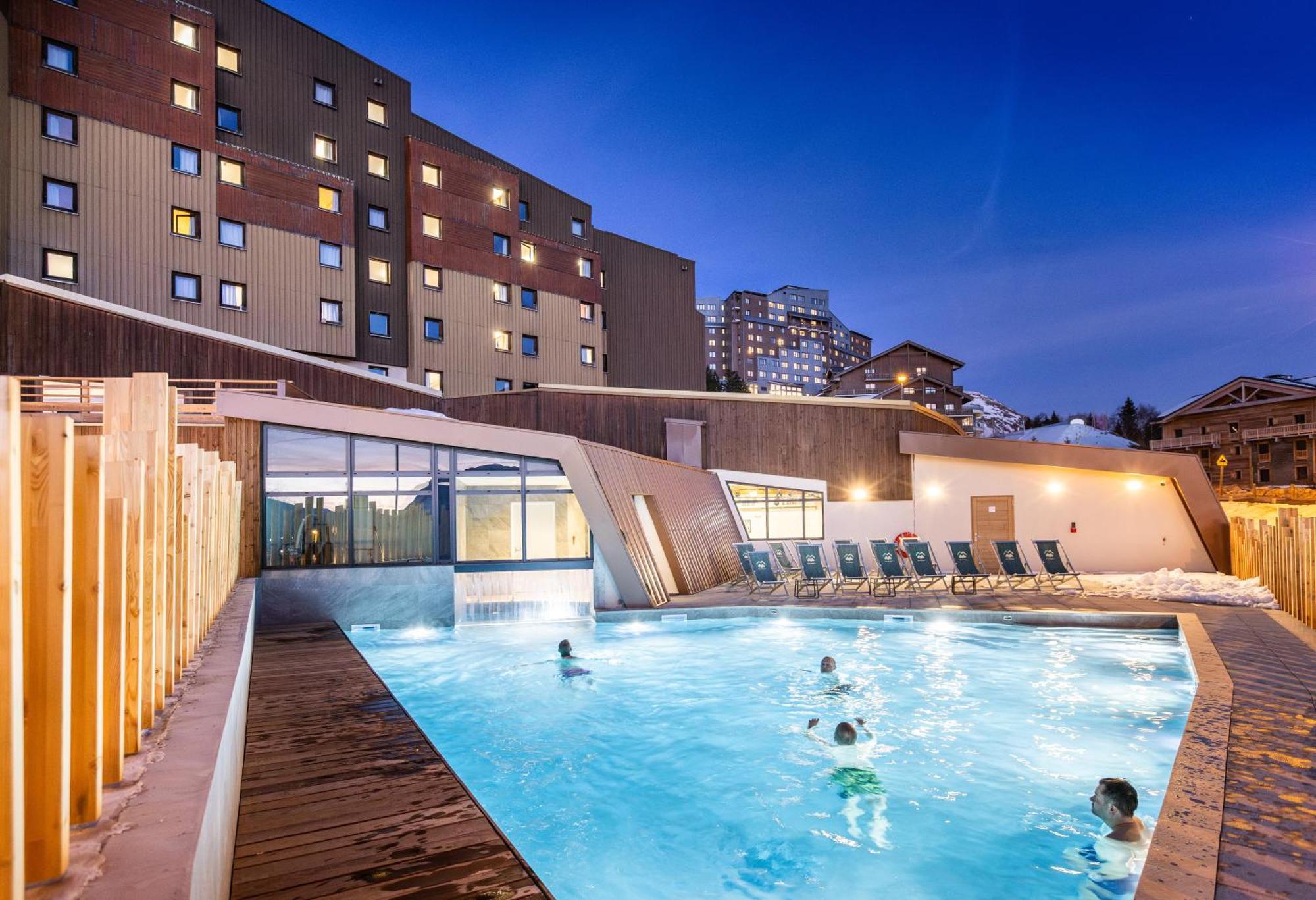 Hotel Club Mmv Les Bergers **** Alpe d'Huez Bagian luar foto
