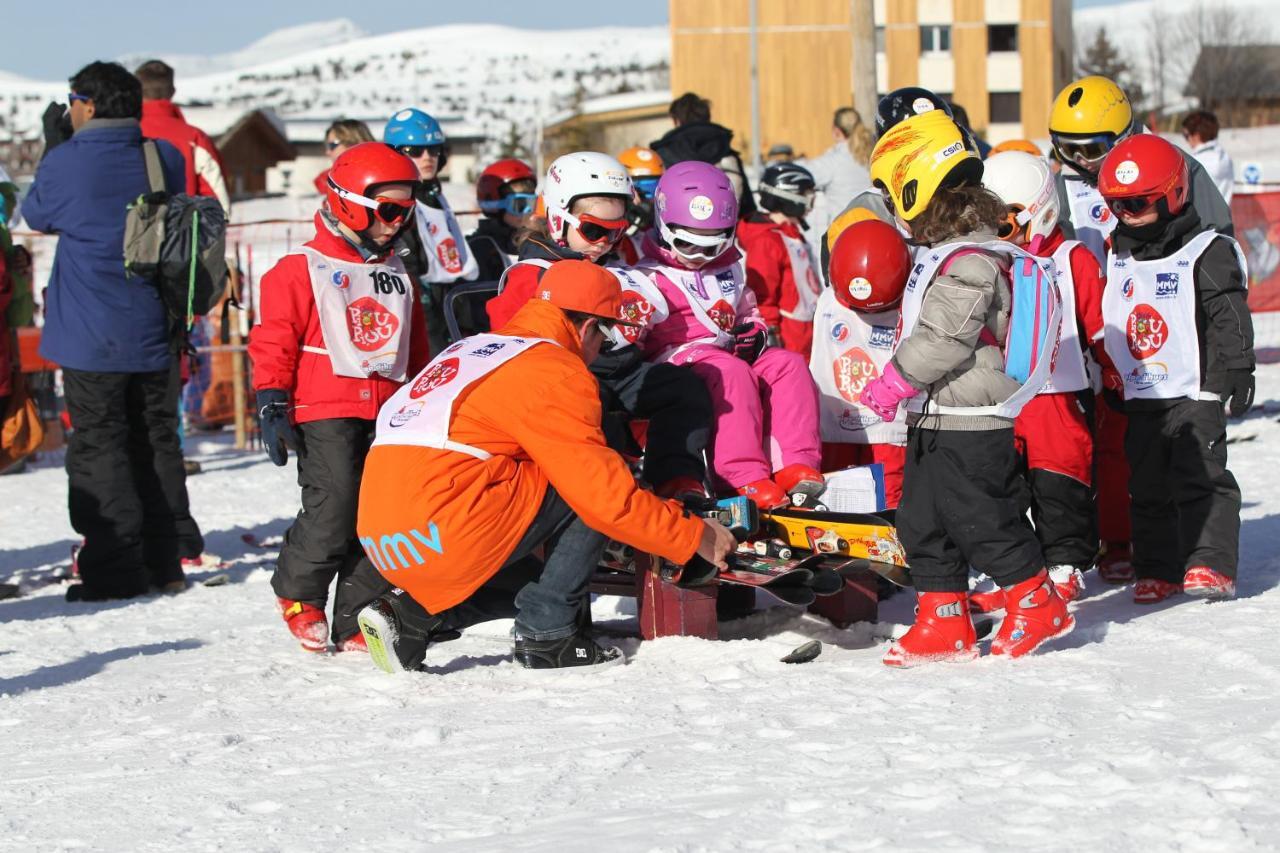 Hotel Club Mmv Les Bergers **** Alpe d'Huez Bagian luar foto